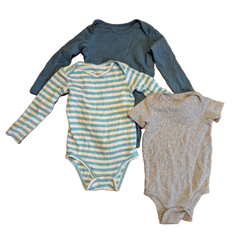 2 Primary long sleeve + 1 short sleeve onesies - grey, slate, striped, 12-18 mo